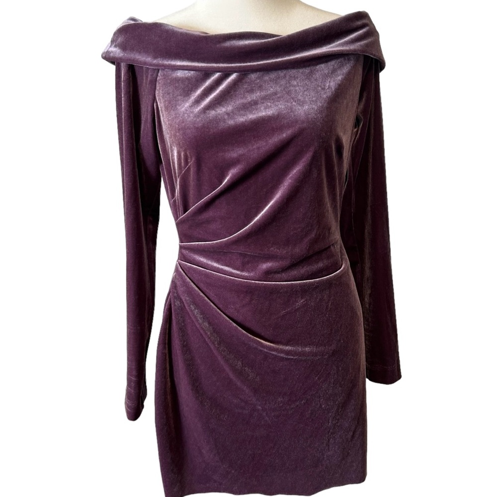 Eliza J Women's Plum‎ Velvet Long Sleeved Off the Shoulder Minidress in Size 8